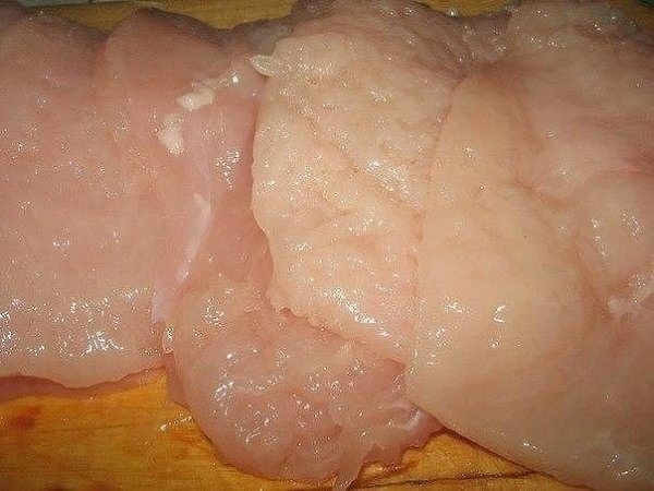Куриные отбивные в кляре с сыром.Ингредиенты: 1 крупная куриная грудка 150 гр твердого сыра 2 яйца 2 ... - 2