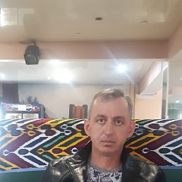 Aleksey, 47, 