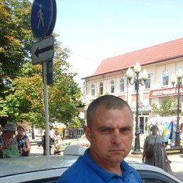 Владимир, 45, Старощербиновская