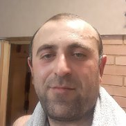 Levon Arakelyan, 39 , 
