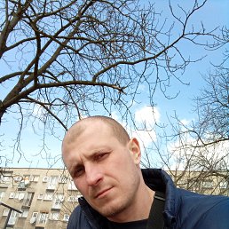 Bogdan, 36, 