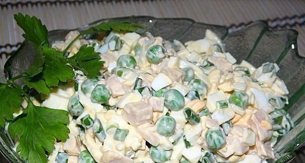 ПОДБОРКА ВКУСНЕЙШИХ САЛАТОВ: ТОП-10 РЕЦЕПТОВ .Только самые вкусные идеи :)1. Салат с грибами и ... - 2