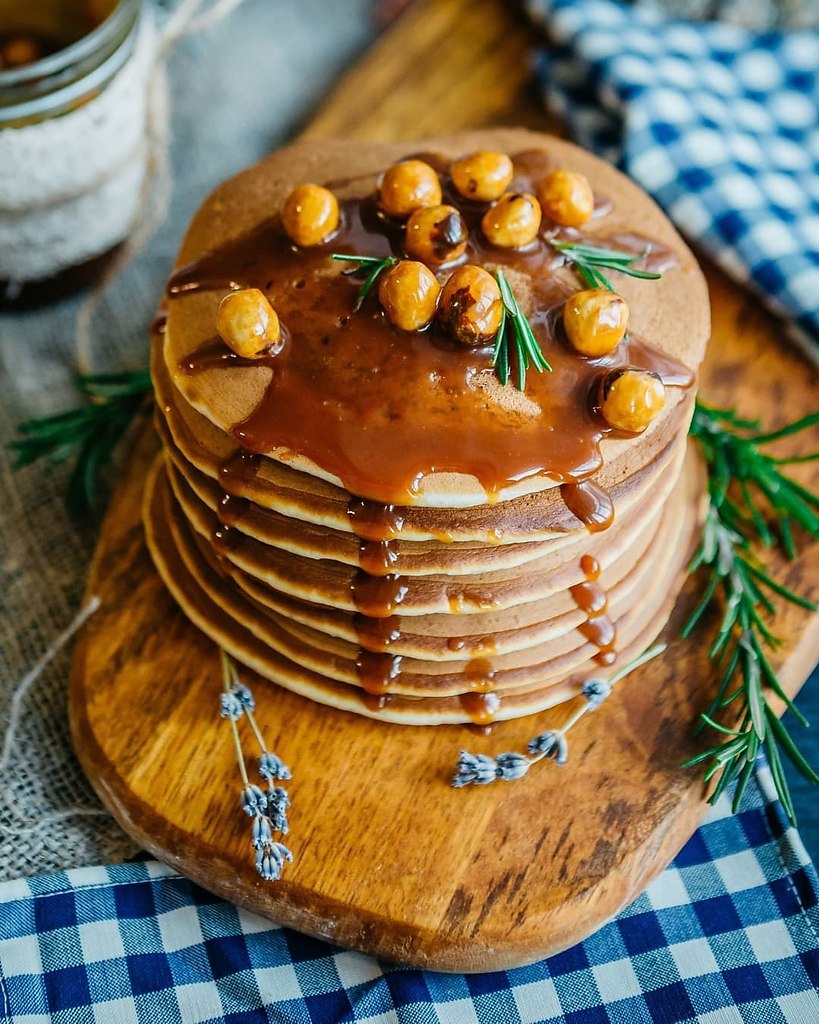 .:  2 .  3 .  2 .  5 . .  . .  2 ...