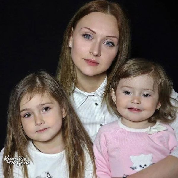 Дeвочки, которые выжили в трагедии Беслана 2004 года, стали мамами... Здоровья им и счастья! - 6