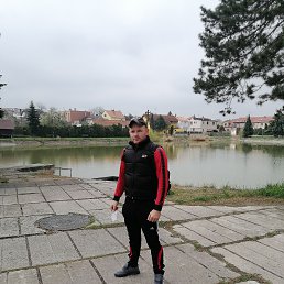 Саша, 27, Виноградов