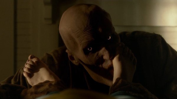 Экранизация одноименного романа Стивена Кинга.Игра Джералда (2017)Жанр: ужасы, триллерПосле того, ... - 2