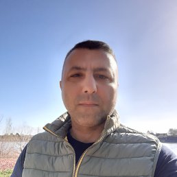 Hikmet, 41, ʸ