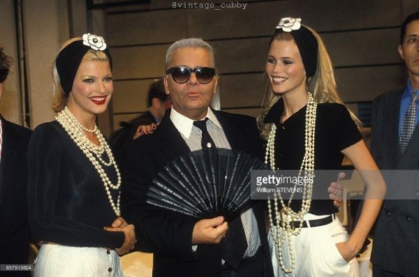 Karl Lagerfeld  , 1990-. - 4