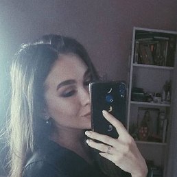Milena, , 24 