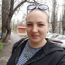 Юлия, 31, Новомосковск