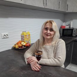 Елизавета, 47, Ужгород