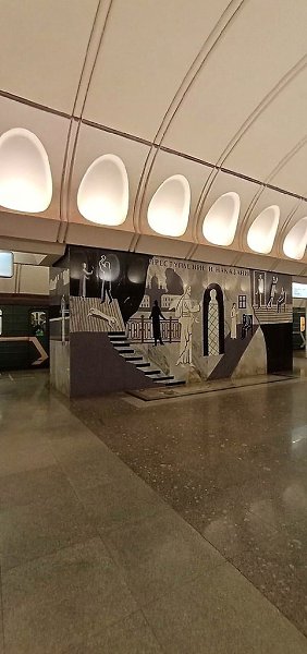 Станция метро имени одного из самых трагичных русских писателей.