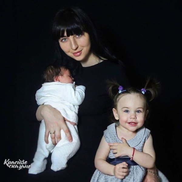 Дeвочки, которые выжили в трагедии Беслана 2004 года, стали мамами... Здоровья им и счастья! - 4