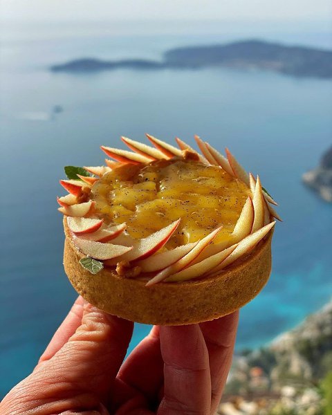 Сладости + море — идеально.#креатив@bon - 2