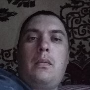 Maksim, 34 , 