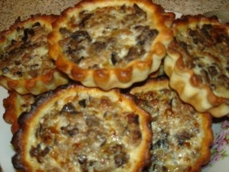 ПЕРЕПЕЧИ С МЯСОМ, С КАПУСТОЙ.Перепечи — это удмуртское национальное блюдо. Подается в горячем виде. ...