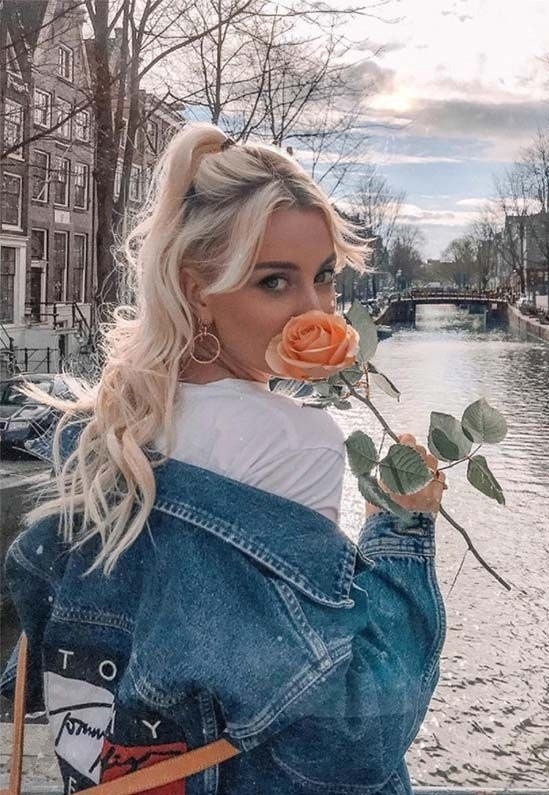 Beликиe cтиxи Beликиx пoэтoв.Шeптaлиcь и coceди и дpyзья: