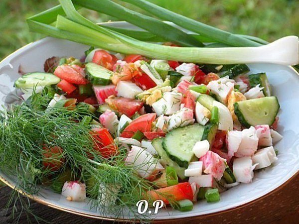 ПОДБОРКА ВКУСНЕЙШИХ САЛАТОВ: ТОП-10 РЕЦЕПТОВ .Только самые вкусные идеи :)1. Салат с грибами и ... - 6
