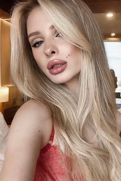 Изменилась за два года. Была такой красивой, а стала как кукла... - 3