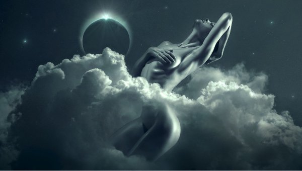 Я - женщина - ночь....приходи, пообщаемся... при свете луны и мерцании звёзд..... как мало с тобой ...