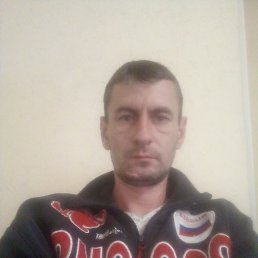 denis, 42, 