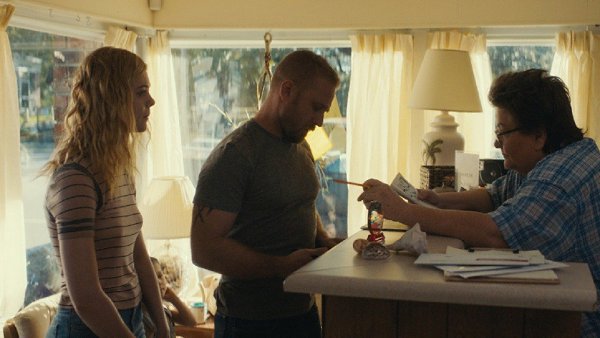 Галвестон (2018).Жанр: боевик, триллер, драмаИстория о бывшем приспешнике мафиози Рое Кэди, который ... - 2