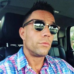 Damien_Perry, 38, 
