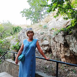 Olya, 66, 