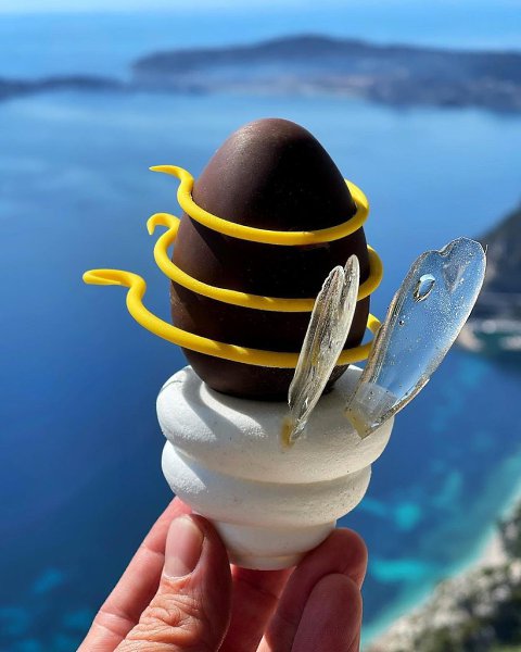 Сладости + море — идеально.#креатив@bon