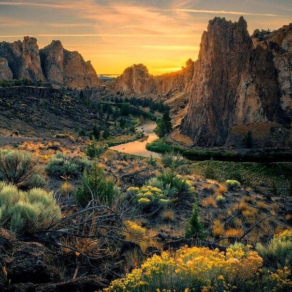 Smith Rock State Park.    . .