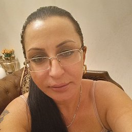 Elnara, 40, 