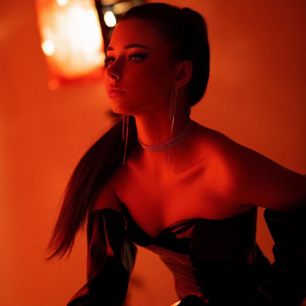 Та самая Маша Воронина. Смотрю на неё и думаю сколько же я ... Шпильки Женский Ж