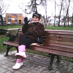 Polina Antoniuk, 67, 