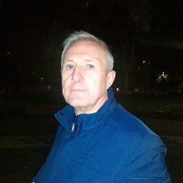 Alexandr, 60, 