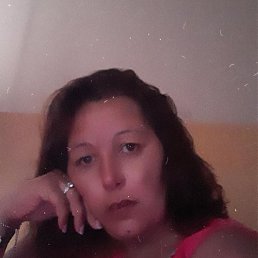 Gergana, 41, 