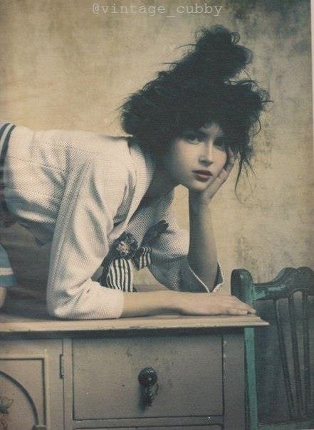 Madame. Tasha Tilberg  W Magazine, 2001 . oo: Paolo Roversi