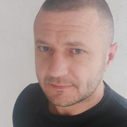 ����, ����, 44 ����