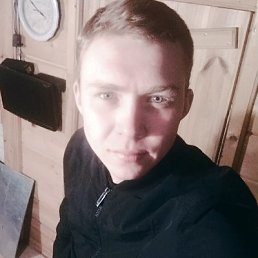 Евгений, 24, Воскресенское