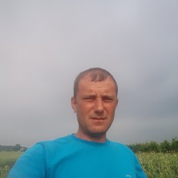 Ivan, 50, -