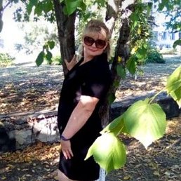 Вика, 41, Первомайск, Луганская область