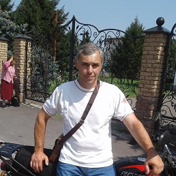 Игорь, 46, Радомышль