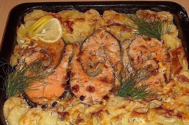 Запекаем РЫБУ - 5 рецептов! 1. Обалденная вкусная запеканка картофельная с рыбкой Получается ...