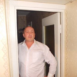 Vadim, 53, 