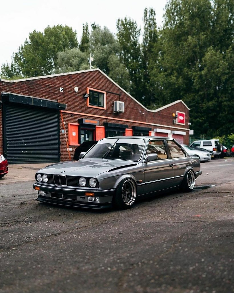 #BMW@autocult