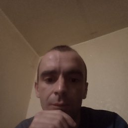 M, 35, 