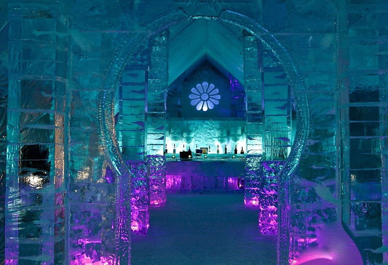  , , Hotel de Glace - 2