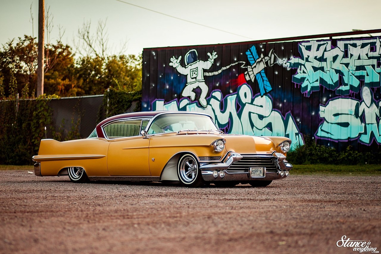 #Cadillac@autocult #lowrider@autocult - 2