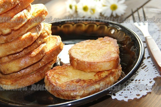 Рецепт сырных гренок.Предлагаю рецепт вкусного, сытного завтрака. Сырные гренки очень вкусные и на ...