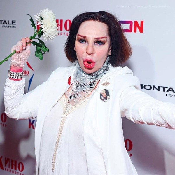 Как меняла Жанна Агузарова, которая ассоциировалась с инопланетянкой. - 2