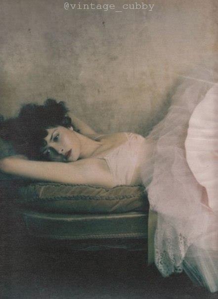 Madame. Tasha Tilberg  W Magazine, 2001 . oo: Paolo Roversi - 4